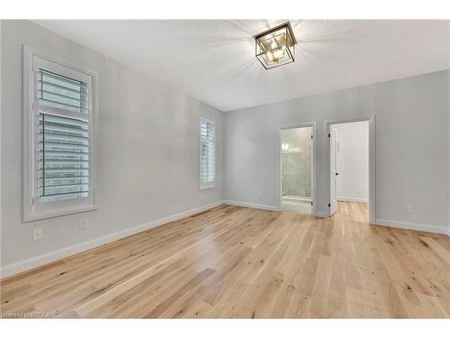 6 Patten Drive, St. George, ON - Indoor Photo Showing Other Room