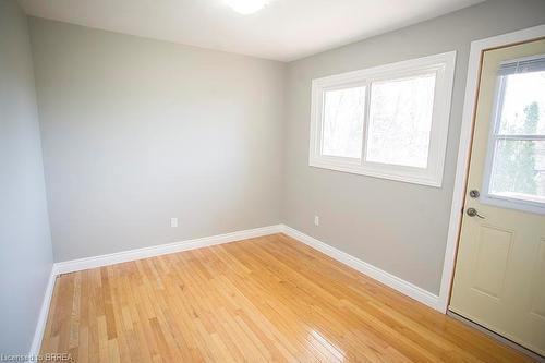 Upper-415 Chatham Street, Brantford, ON - Indoor Photo Showing Other Room