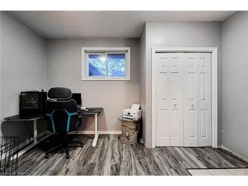 6 Bayly Drive, Paris, ON - Indoor