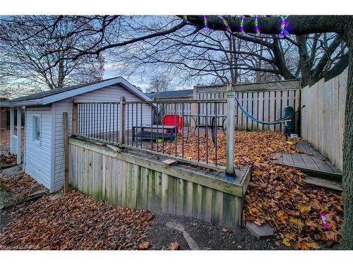 6 Bayly Drive, Paris, ON - Outdoor