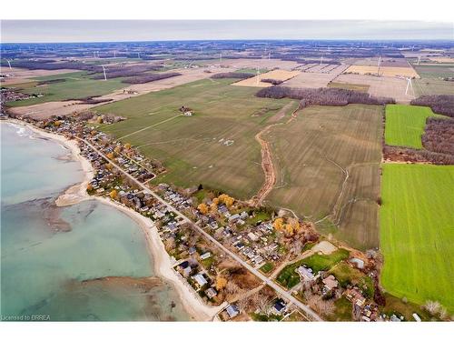 905 Lakeshore Road, Selkirk, ON 