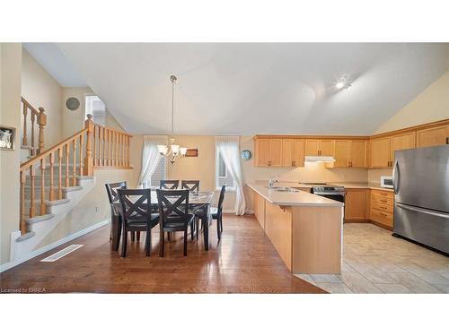 38 Sinclair Street, Guelph, ON - Indoor Photo Showing Kitchen