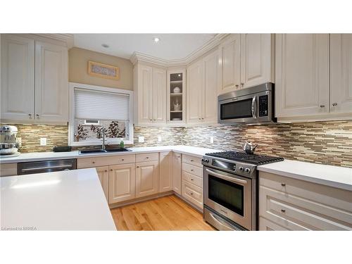 28 Graydon Drive, Mount Elgin, ON - Indoor Photo Showing Kitchen With Double Sink With Upgraded Kitchen