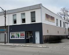 27 Colborne Street S Simcoe, ON N3Y 4H2