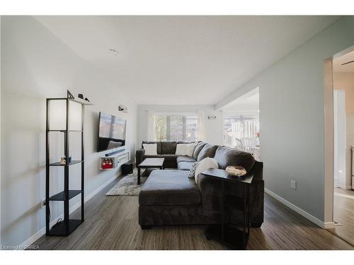 431-431 Springbank Avenue N, Woodstock, ON - Indoor