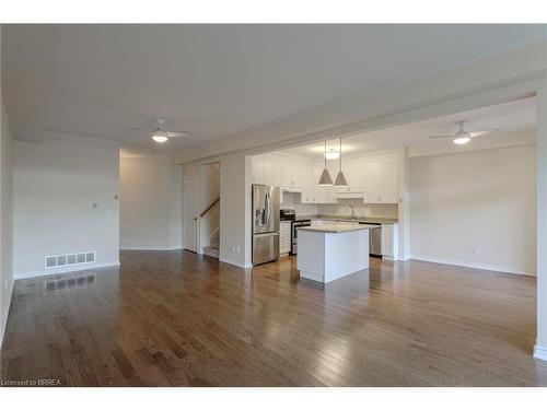 2-80 Willow Street, Paris, ON - Indoor Photo Showing Kitchen