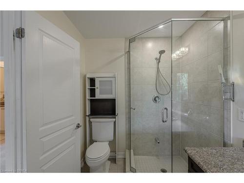 2-80 Willow Street, Paris, ON - Indoor Photo Showing Bathroom