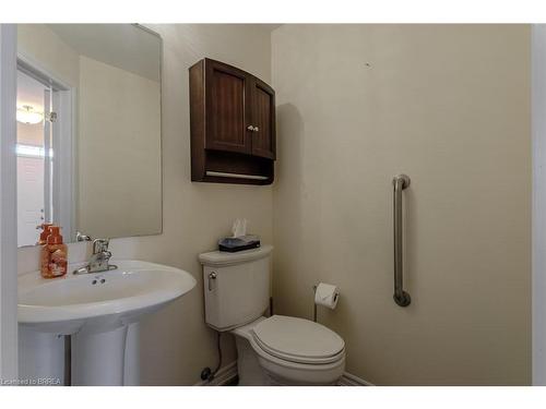 2-80 Willow Street, Paris, ON - Indoor Photo Showing Bathroom