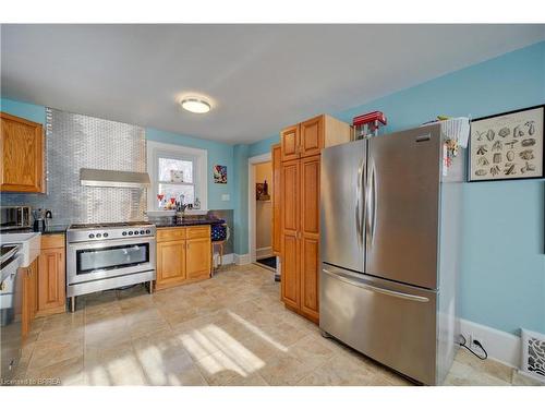 688 Colborne Street, Brantford, ON - Indoor Photo Showing Kitchen