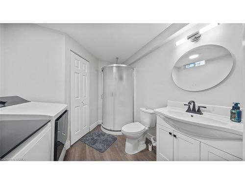 5 Enfield Crescent, Brantford, ON - Indoor