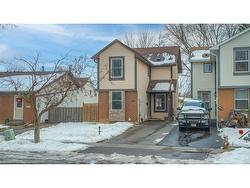 5 Enfield Crescent  Brantford, ON N3P 1B3