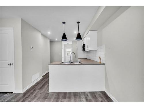 165 Grove Street, Simcoe, ON - Indoor Photo Showing Kitchen