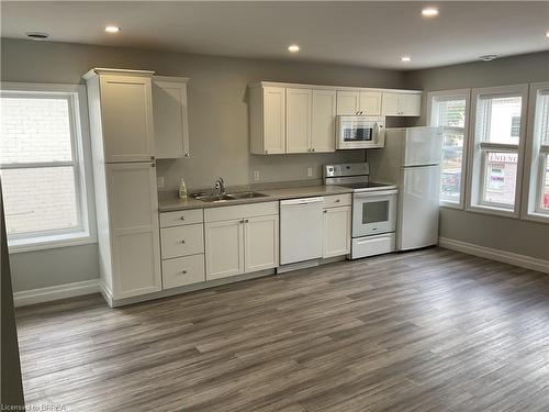 5-98 Lorne Crescent, Brantford, ON - Indoor Photo Showing Kitchen With Double Sink