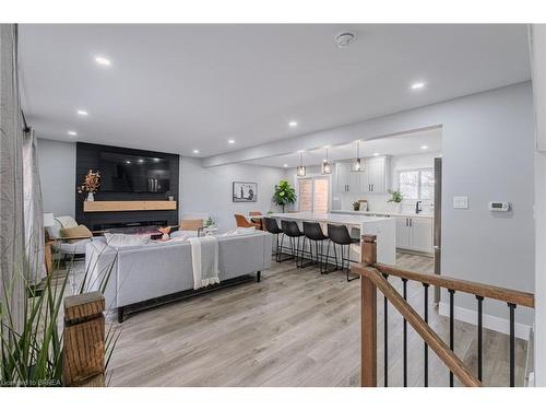 234 Grand Street, Brantford, ON - Indoor Photo Showing Other Room