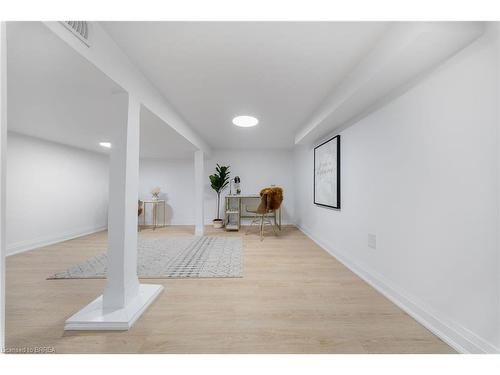 111 Victoria Street, Brantford, ON - Indoor Photo Showing Other Room