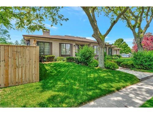 132 Oak Street, Simcoe, ON - Outdoor