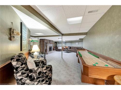 132 Oak Street, Simcoe, ON - Indoor Photo Showing Other Room