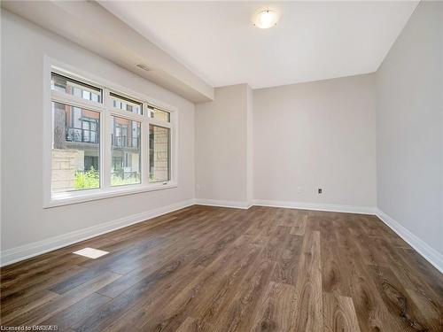 53-2 Willow Street, Paris, ON - Indoor Photo Showing Other Room