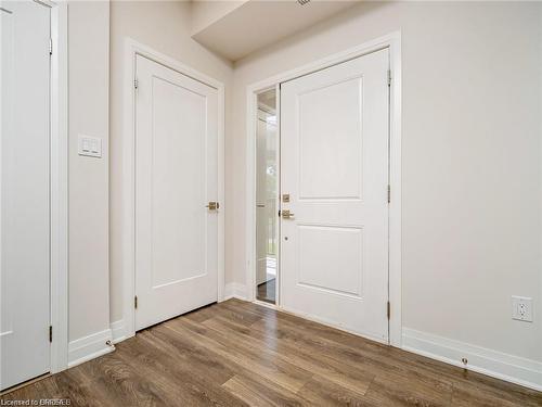 53-2 Willow Street, Paris, ON - Indoor Photo Showing Other Room