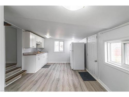 89 Maitland Street, Brantford, ON - Indoor Photo Showing Other Room