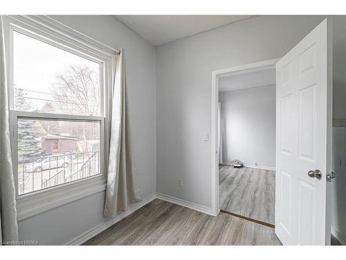 89 Maitland Street, Brantford, ON - Indoor Photo Showing Other Room