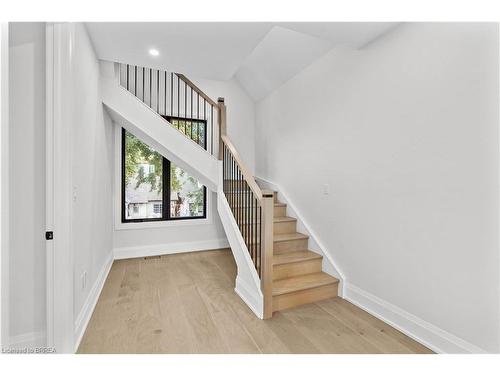 21 Clare Avenue, Hamilton, ON - Indoor Photo Showing Other Room
