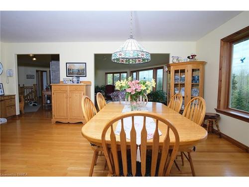 546299 Sideroad 4B, Kimberley, ON - Indoor Photo Showing Dining Room