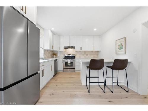 55 Jones Street, Hamilton, ON - Indoor Photo Showing Kitchen