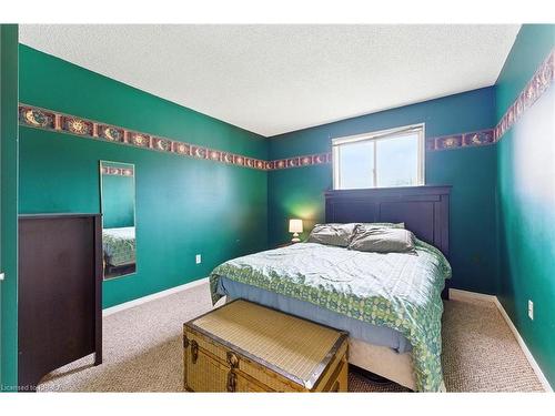 21 D'Aubigny Road, Brantford, ON - Indoor Photo Showing Bedroom