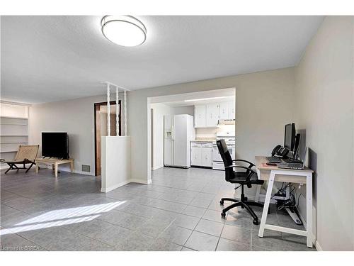 17 Penny Lane, Brantford, ON - Indoor Photo Showing Office