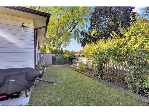 17 Penny Lane, Brantford, ON - Outdoor