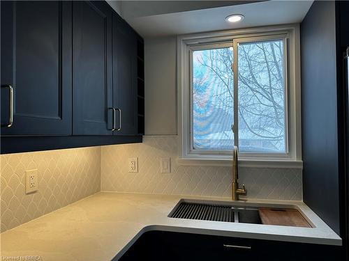 340 Cartier Drive, Woodstock, ON - Indoor Photo Showing Other Room