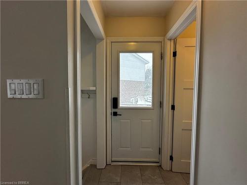 340 Cartier Drive, Woodstock, ON - Indoor Photo Showing Other Room