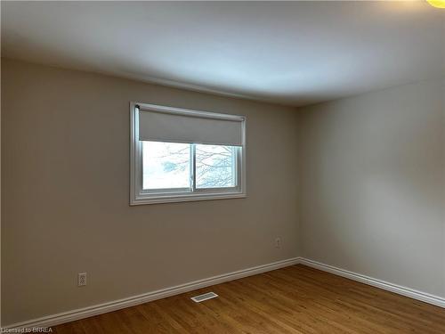340 Cartier Drive, Woodstock, ON - Indoor Photo Showing Other Room