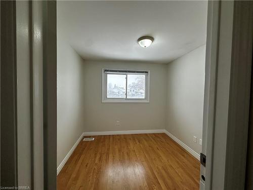 340 Cartier Drive, Woodstock, ON - Indoor Photo Showing Other Room