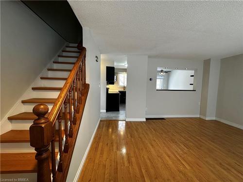 340 Cartier Drive, Woodstock, ON - Indoor Photo Showing Other Room