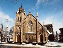 201-21 Richmond Street  Brantford, ON N3T 3X9