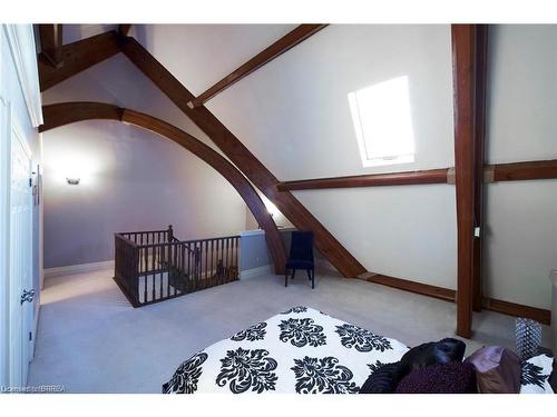 201-21 Richmond Street, Brantford, ON - Indoor