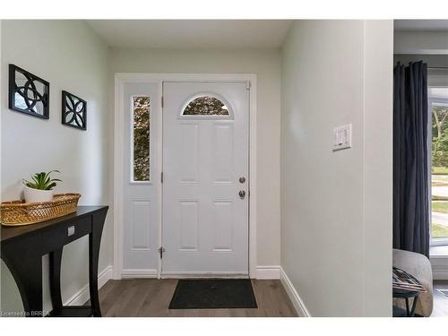 8 Sandy Row, Brantford, ON - Indoor Photo Showing Other Room