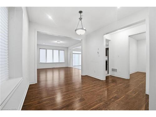 106 Barlow Place, Paris, ON - Indoor Photo Showing Other Room