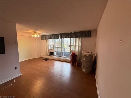 507-1964 Main Street W, Hamilton, ON - Indoor