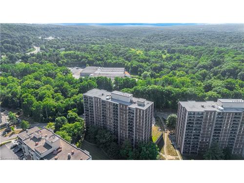 507-1964 Main Street W, Hamilton, ON - Outdoor