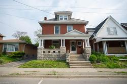 UPPER-522 Colborne Street  Brantford, ON N3S 3P2