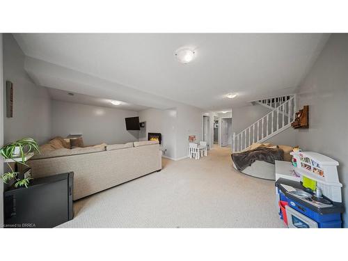 45 Latzer Crescent, Brantford, ON - Indoor