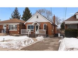 69 Lyons Avenue  Brantford, ON N3R 4R2