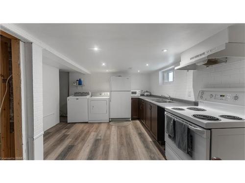 69 Lyons Avenue, Brantford, ON - Indoor Photo Showing Laundry Room