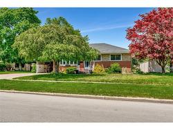 1017 Braeside Street  Woodstock, ON N4S 4T3