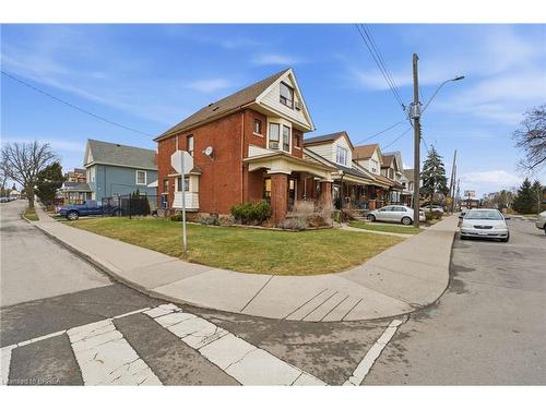 87 Barnesdale Avenue N, Hamilton, ON - Outdoor