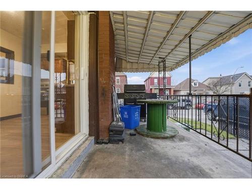 87 Barnesdale Avenue N, Hamilton, ON - Outdoor With Exterior