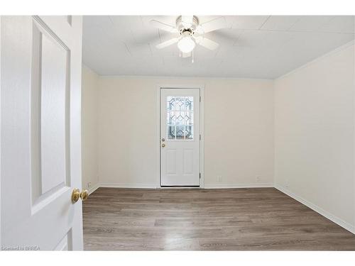 12 St James Street, Brantford, ON - Indoor Photo Showing Other Room